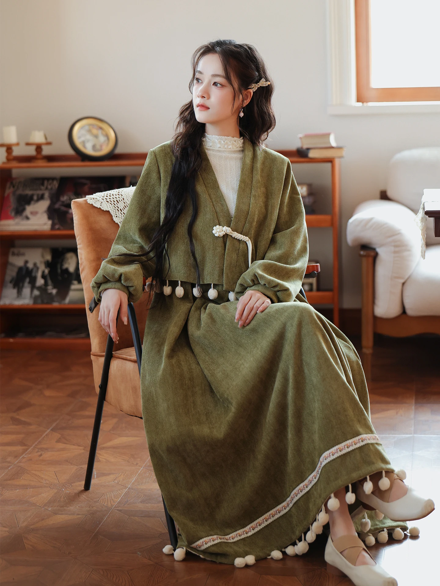 

Зимнее шерстяное пальто Jiyunhe: Новинка, женское, с V-образным вырезом, длинными рукавами, свободного кроя, в традиционном китайском стиле