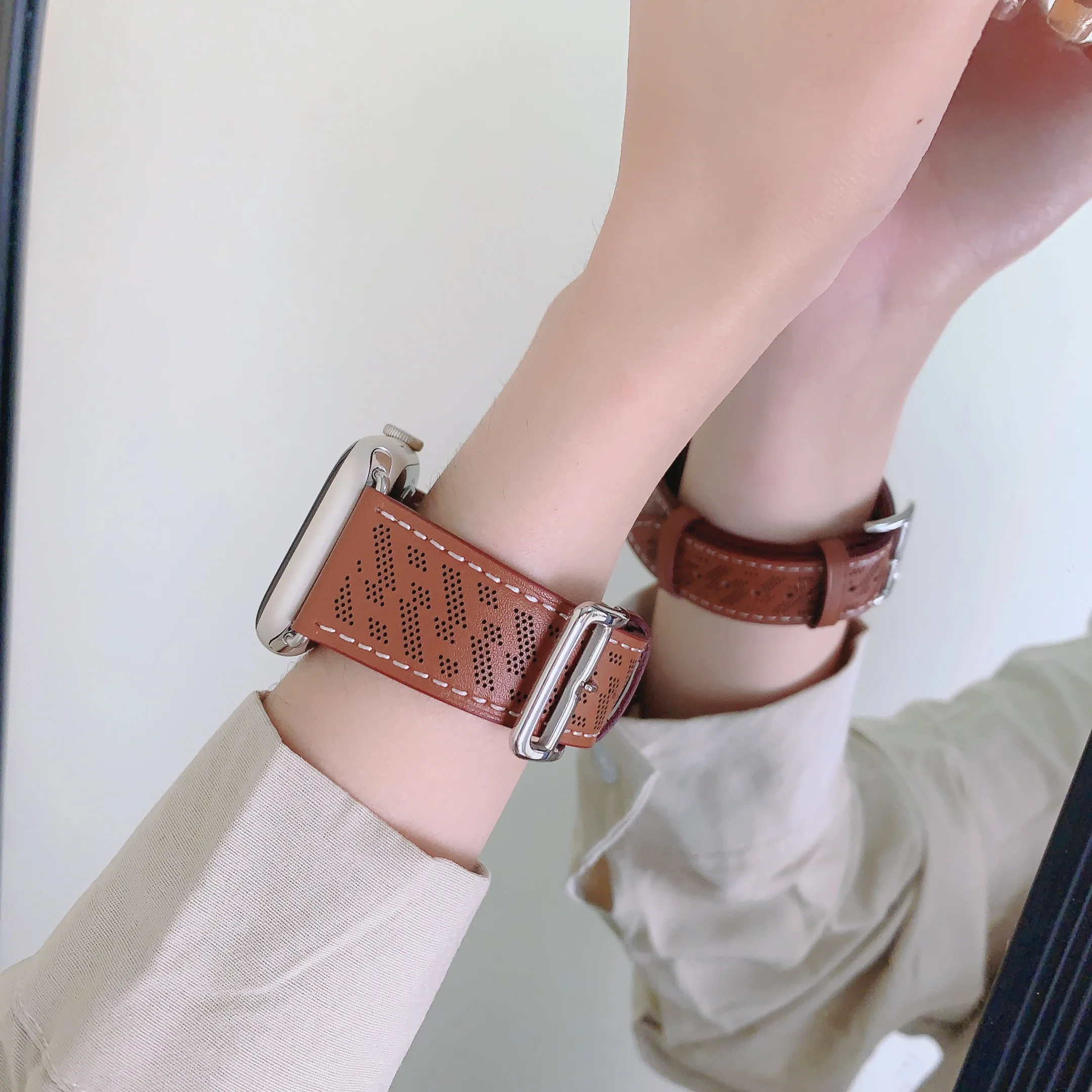 Pulseira de couro respirável para apple watch band 45mm 44mm 42mm 38mm 49mm correa relógio inteligente pulseira iwatch série ultra 6 se 7 8