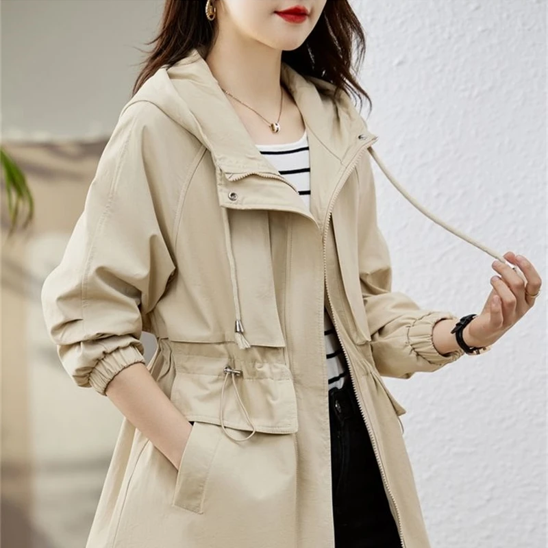 Trencz damski 2025 Nowa wiosna jesień Odzież wiatrówka z kapturem Damska odzież wierzchnia Topy Slim Joker Casualowe płaszcze studenckie