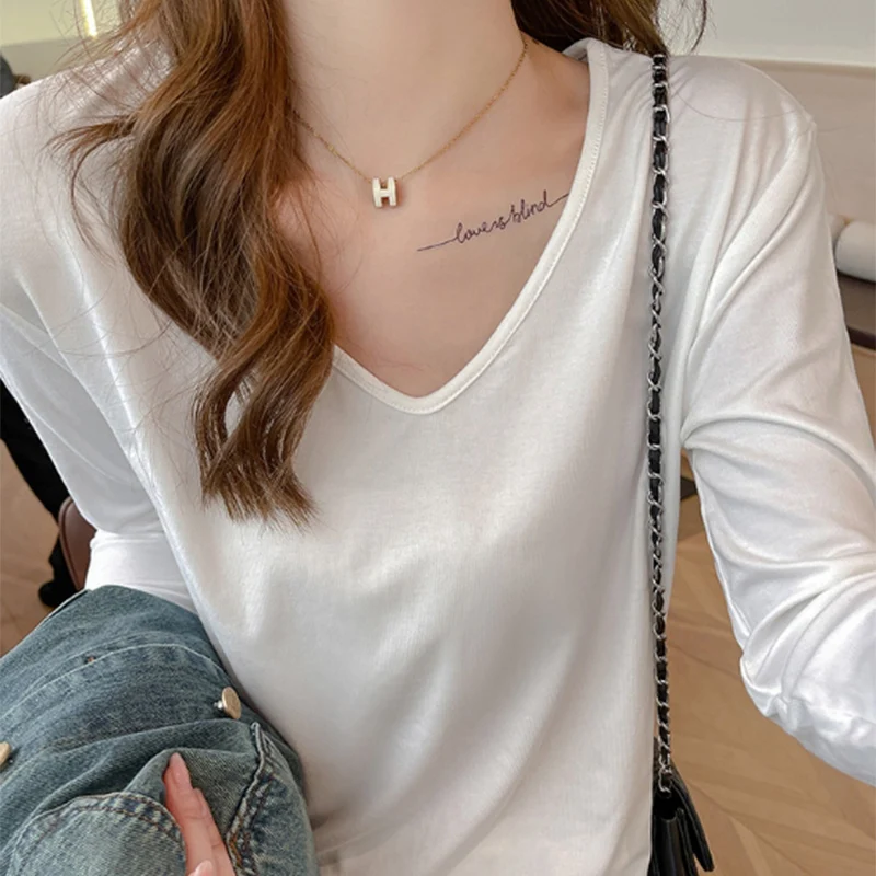 

Women's Basic Solid Color Bottoming Shirts Autumn Winter Lightweight Comfortable V-Neck Blouse Lazy Long Sleeve Inner Wear Tops