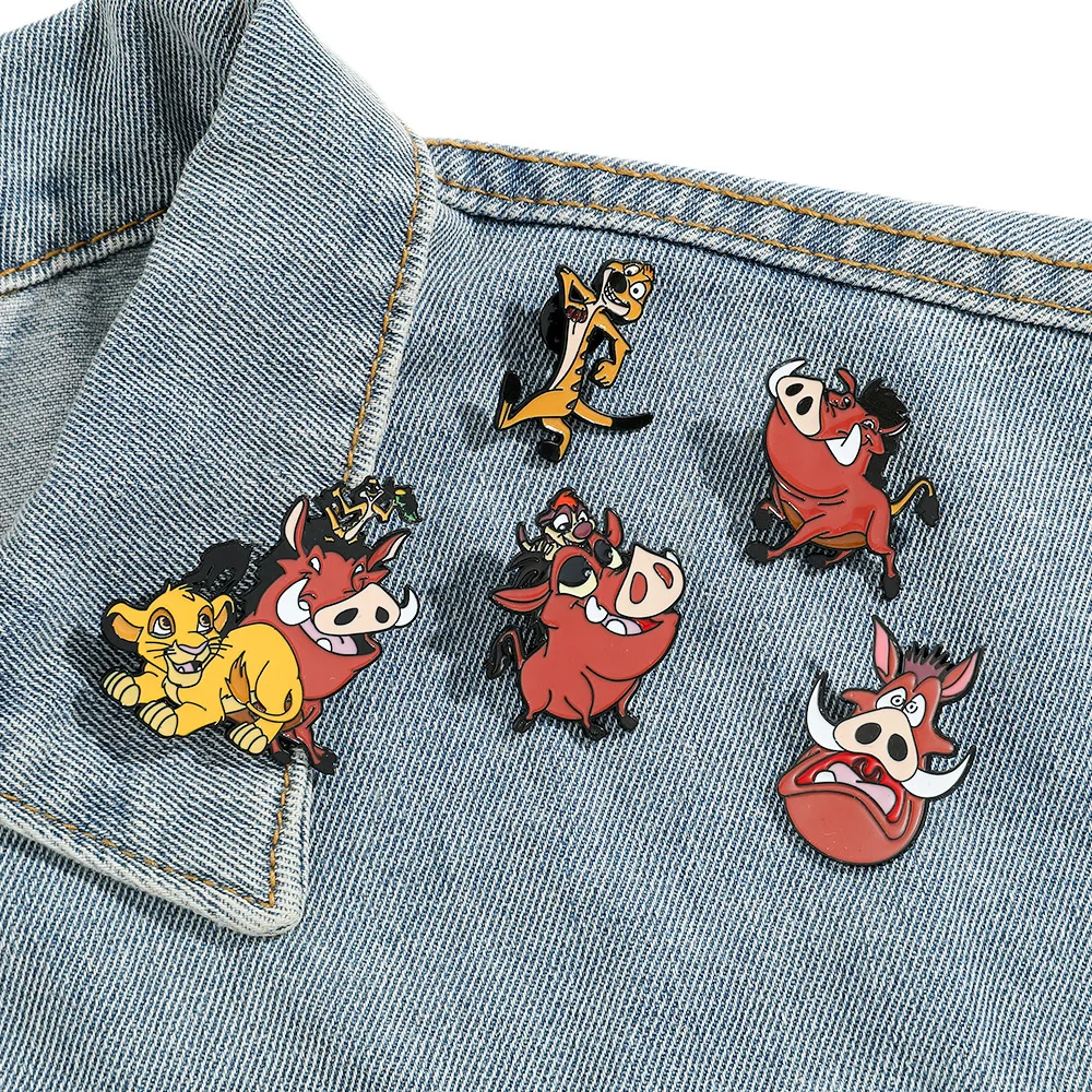 Disney The Lion King Cartoon Pig PUMBAA Simba Enamel Pins for Backpack Bag Accessories Birthday Children\'s Day Party Gifts