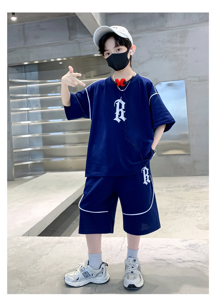 Heißer Verkauf: Sommer-Bekleidungsset für Teenager-Jungen – T-Shirt, Shorts, Kostüm-Anzug, Kinder-Mode-Streetwear-Outfit, Teenager-Kinder-Trainingsanzug mit Schriftzug – Detail 2