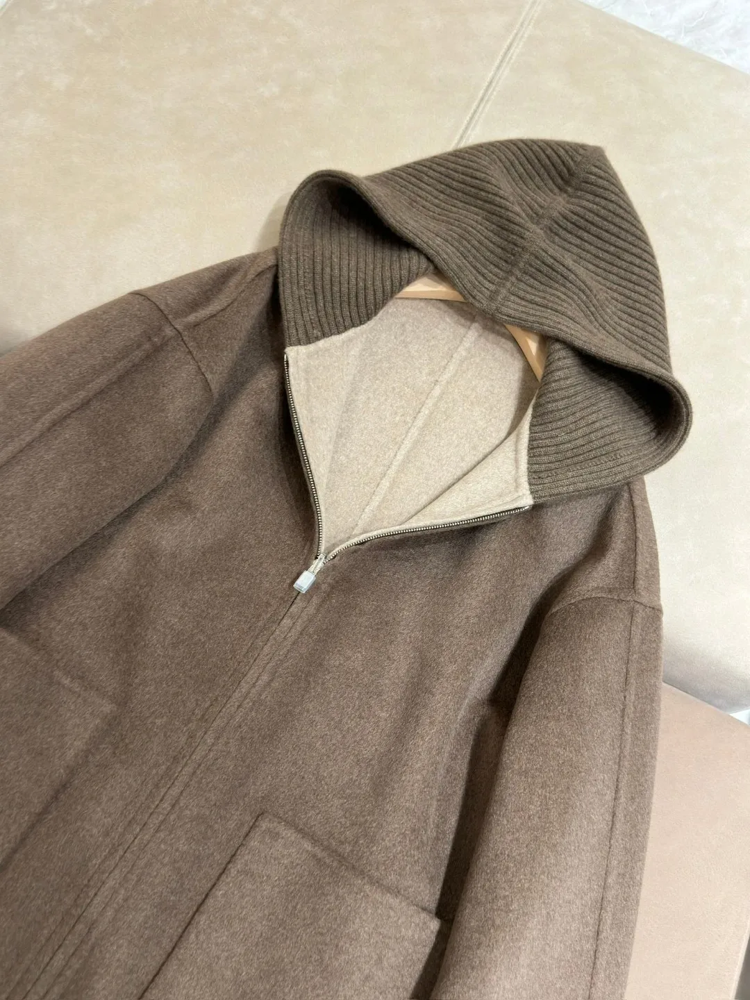 ( High-value customized products do not support Returns ）Hooded 100% Cashmere Coat Reversible