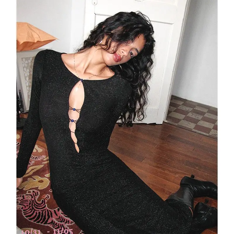 

Modern Black V-neck Dress Feminine Long-sleeved Knit Skirt Design Long Hip-hugging Skirt