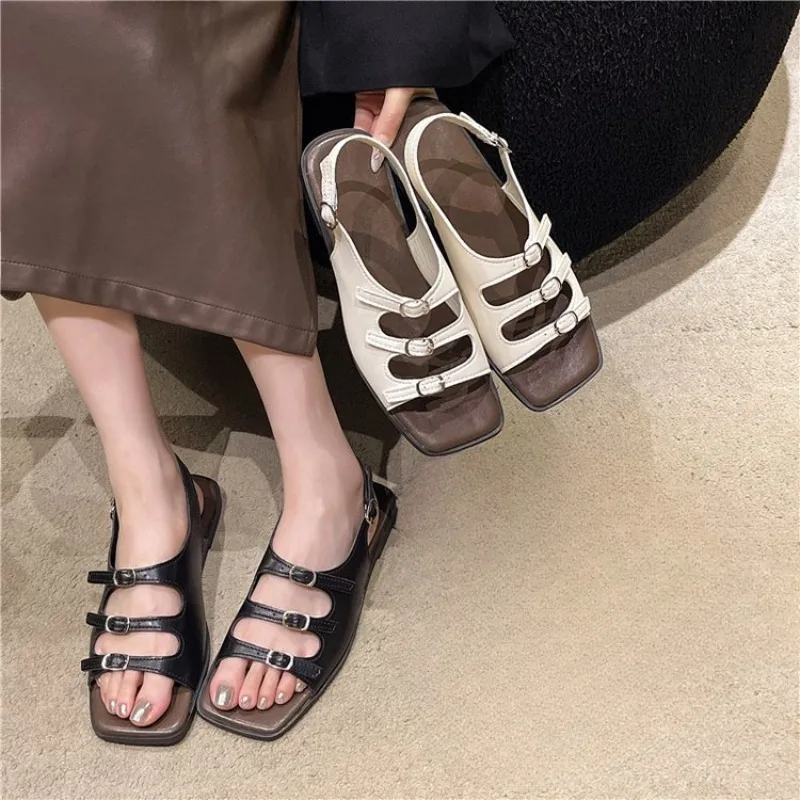 

Women's Roman Strap Sandals Belt Buckle Flat Women's Casual Outdoor Sandals Thick Bottom Leather Slippers Metal Buckle Slippers