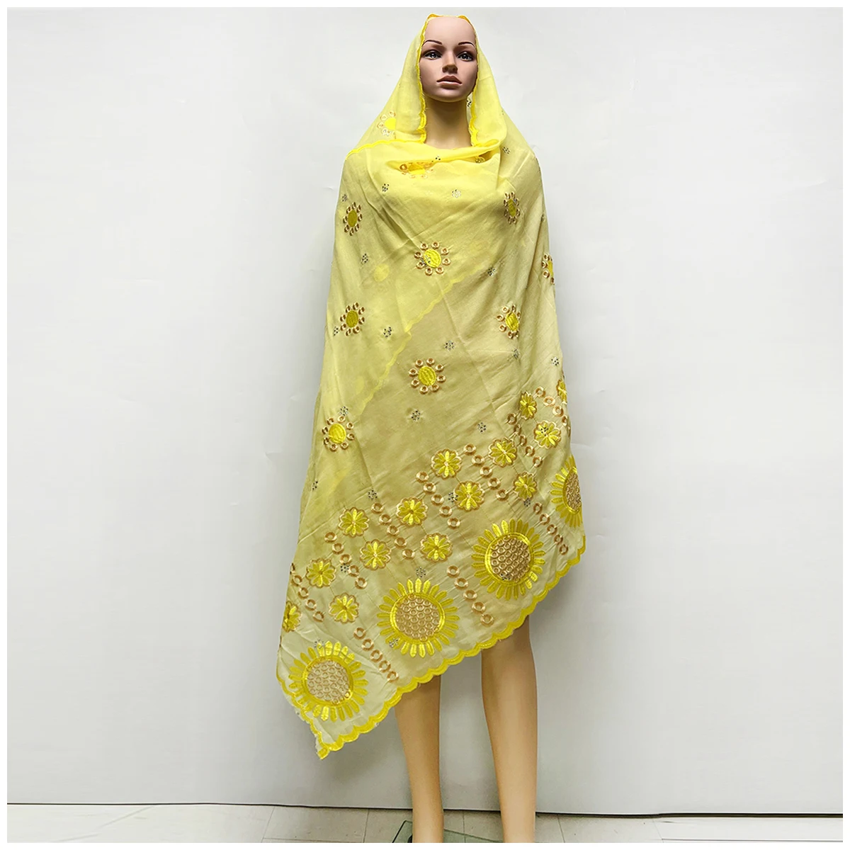 6/12  Pieces Wholesale African Women Scarfs Big Circle Design Big Embrodiery Cotton Big Size Muslim Scarf for Shawls Pashmina