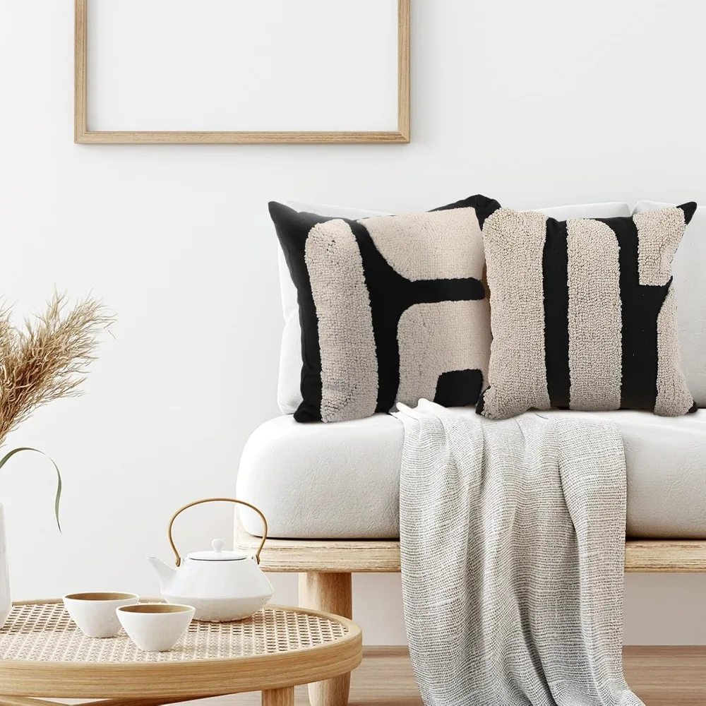 أغطية وسائد معنقدة مكتنزة باللونين الأبيض والأسود، أغطية وسائد مزخرفة هندسية بوهو، نمط تجريدي مقاس 18 × 18 بوصة #3