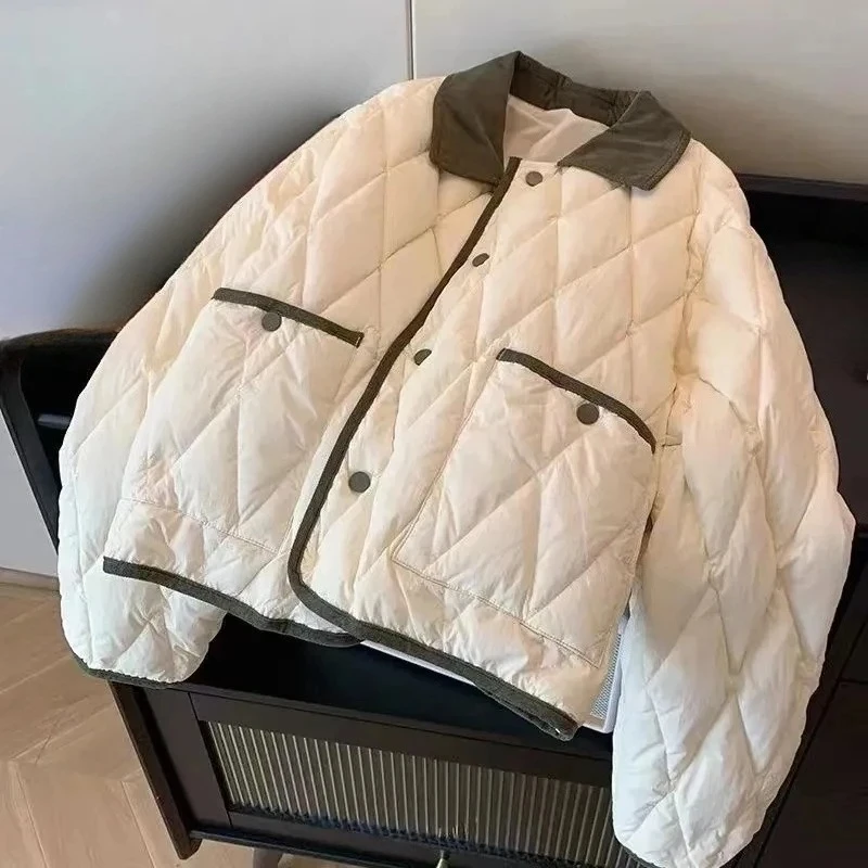 

2025 New Women Loose Quilted Coat Women Autumn Winter Short Cotton Padded Jacket Women Outwear Korean Contrast Lapel Cotton Coat