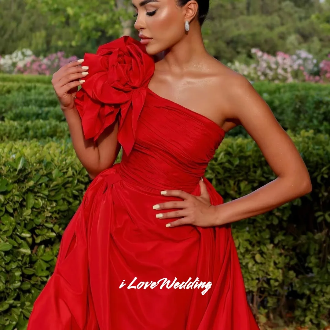 فستان أحمر ثلاثي الأبعاد للحفلات الراقصة بكتف واحد بدون أكمام على شكل حرف a وفتحة جانبية بدون ظهر بطول الأرض فيستدوس دي فيستا مطوي حسب الطلب