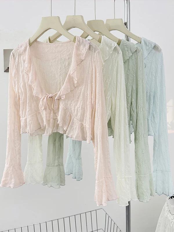 

Knot Svel Lace Sun Protection ort Cardigan Women's Spring 2025 Hollow out Knitted Bell Sve Top