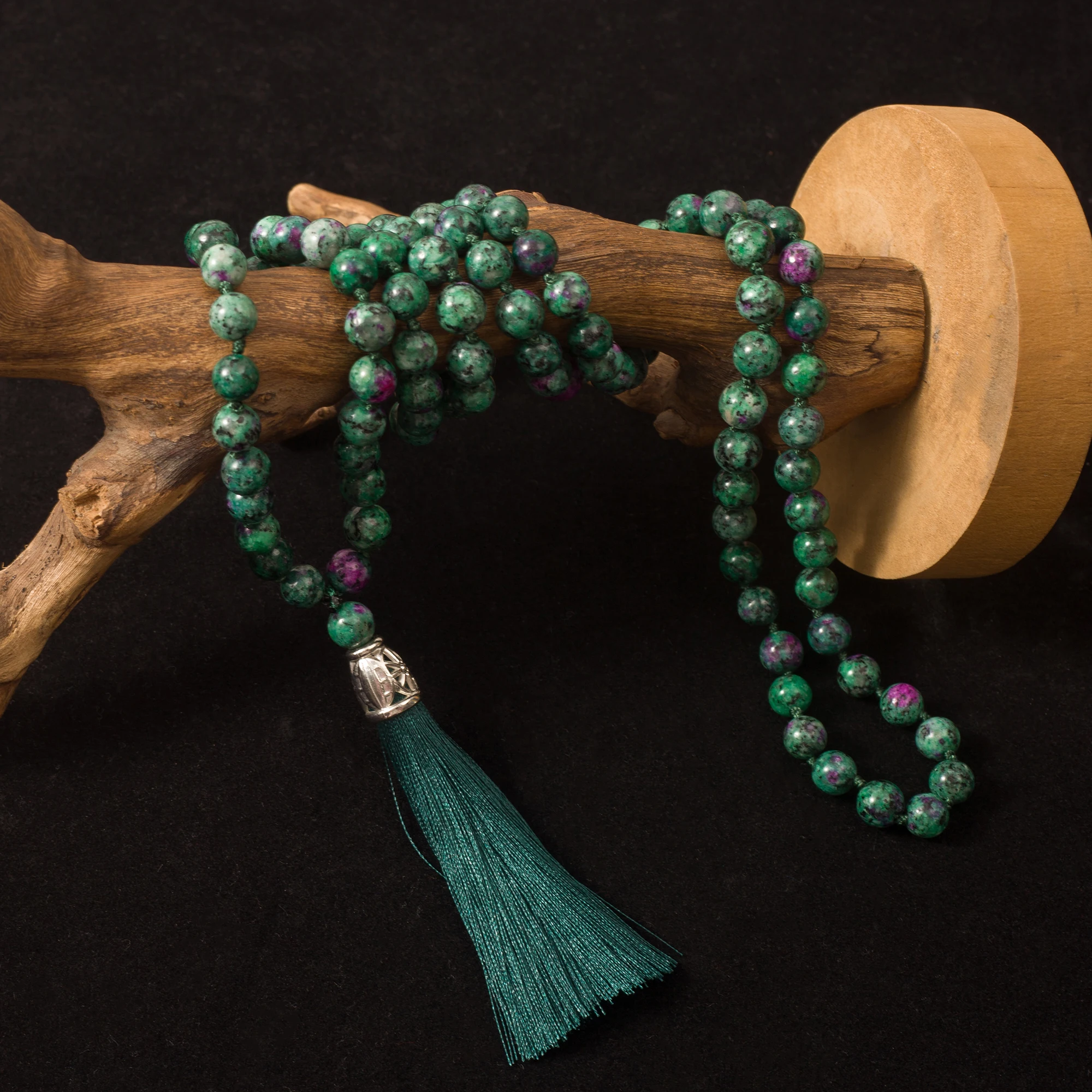 

8mm Epidot Zoisite Knot 108 Mala Bead Necklace Meditation Prayer Jewelry Long Necklace for Men and Women