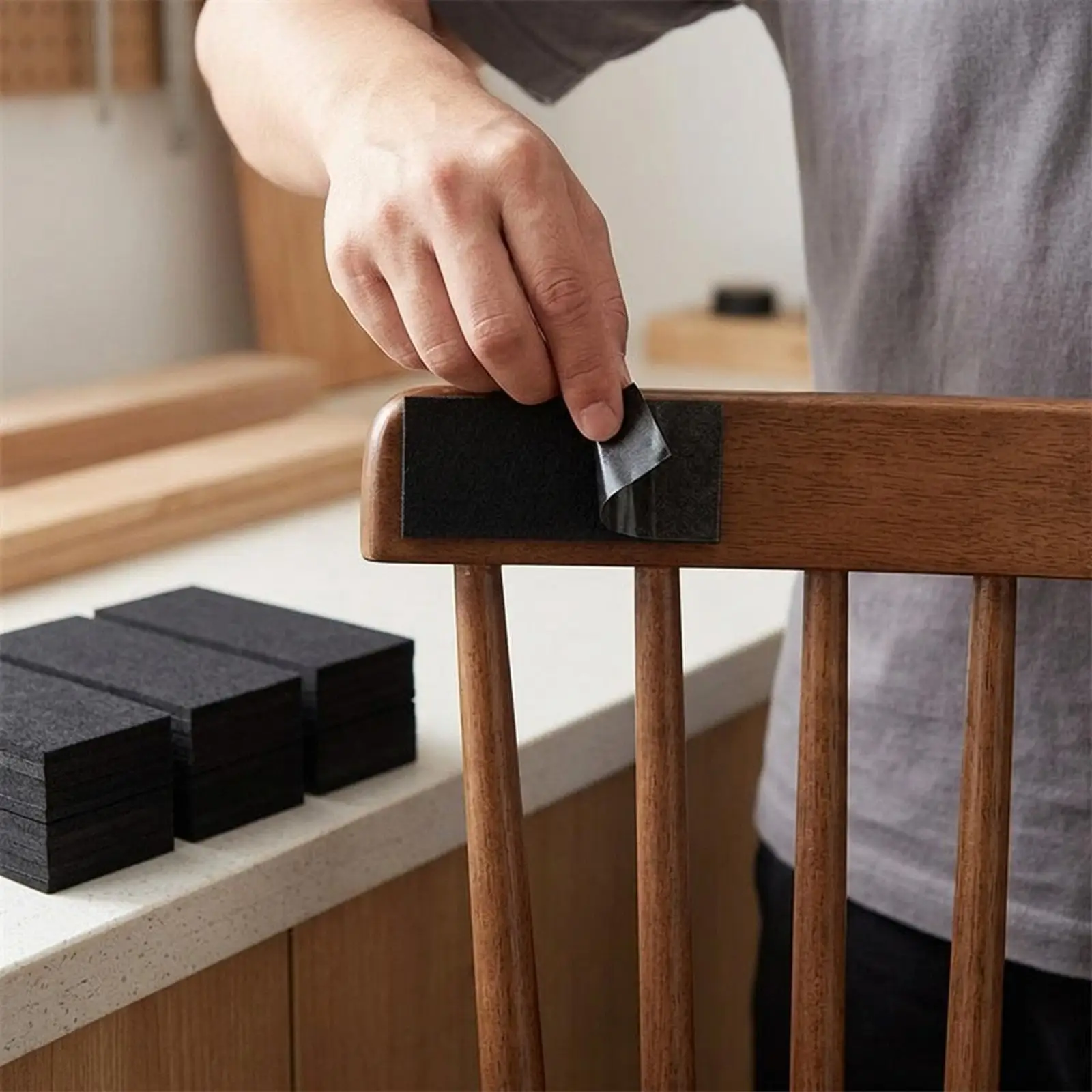 

Многофункциональные защитные накладки из ЭВА-пены для изголовья кровати King Size с отсеком для хранения