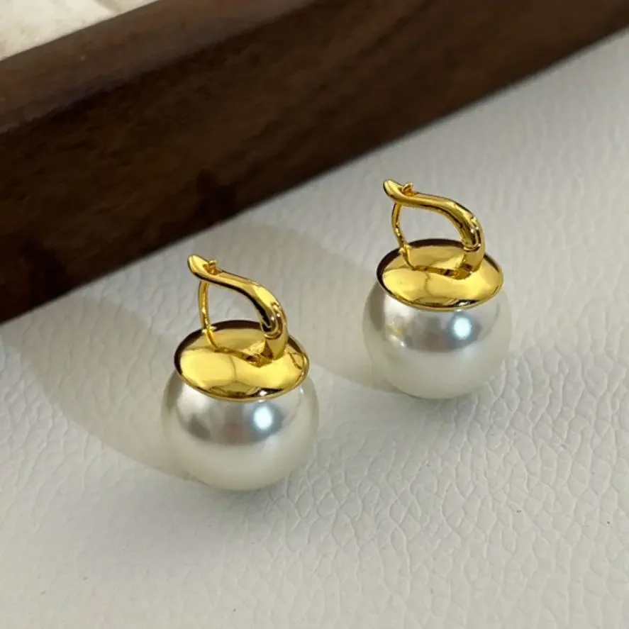 Trends Designer Large Round Pearl Gold Plating Earrings Women Fine Jewelry Europe America Charm Gift