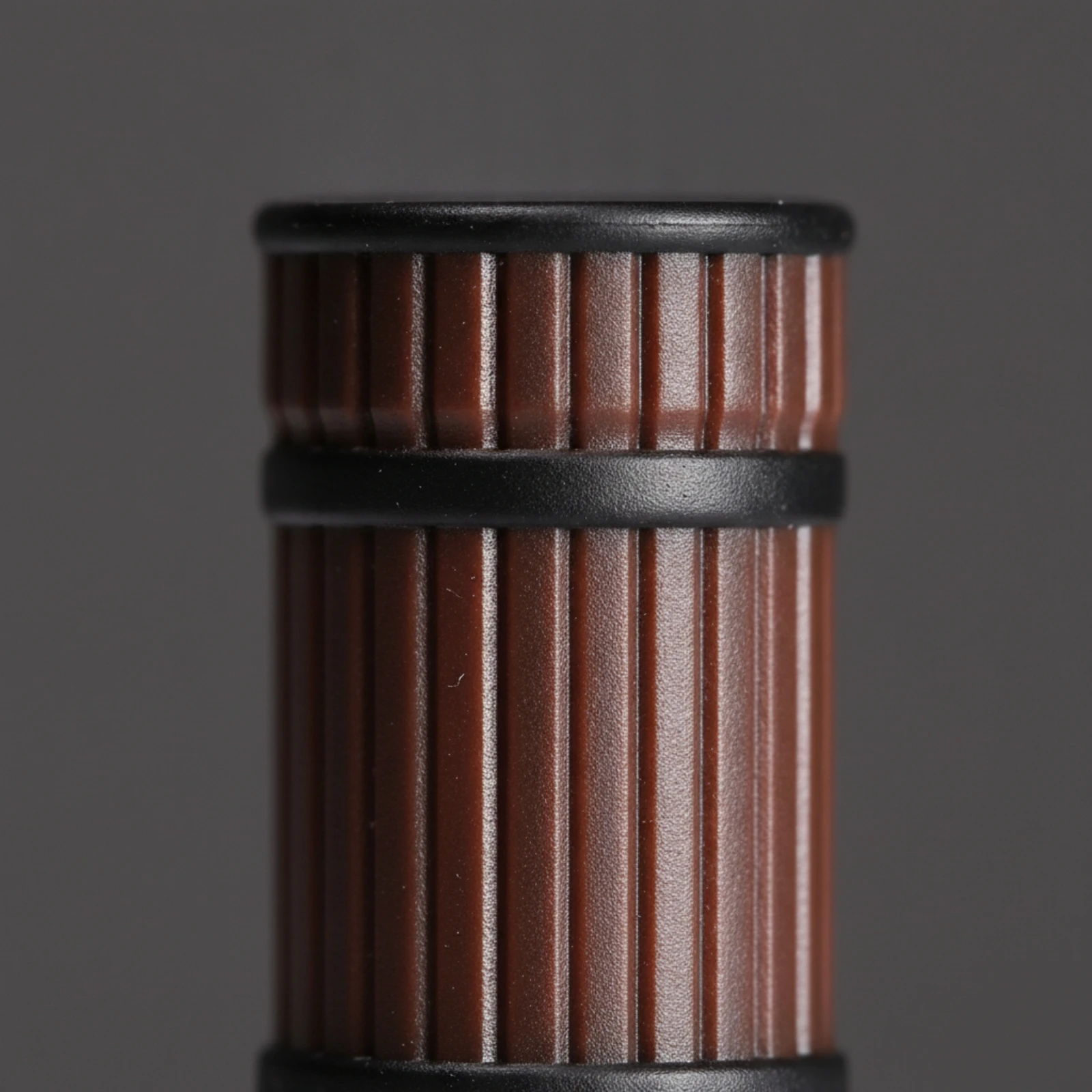 1/64 Scale Trash Can Realistic Miniature Round Trash Can Garbage Bin Model Cylindrical Diorama Accessories Authentic
