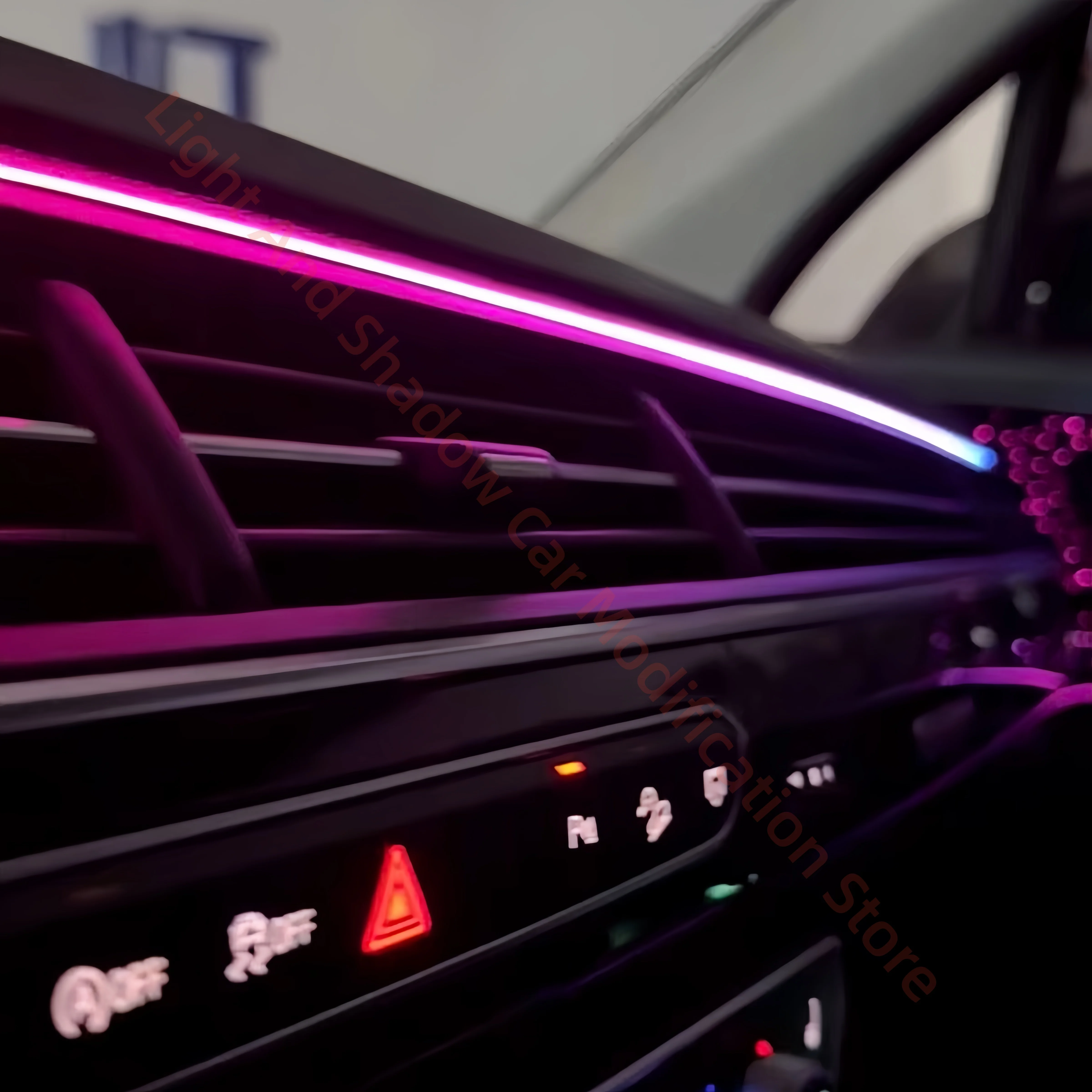 اكسسوارات السيارات صالح لأودي Q7 2016-2019 LED مصباح لتهيئة الجو السيارات الإضاءة الداخلية ترقية القدمين أربعة أبواب القالب