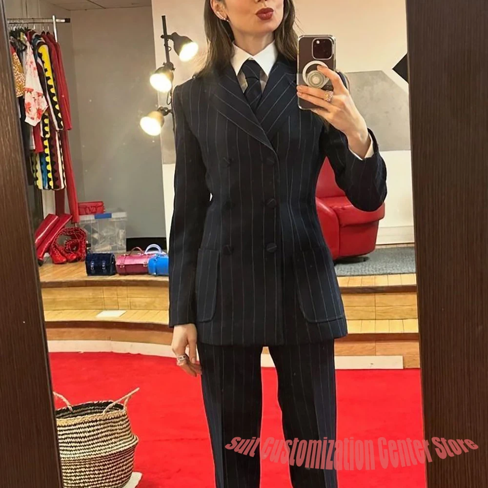 

Профессиональная темно-синяя женская одежда в тонкую полоску, двубортный костюм с лацканами, пиджак + брюки на заказ, комплект для официального бизнеса
