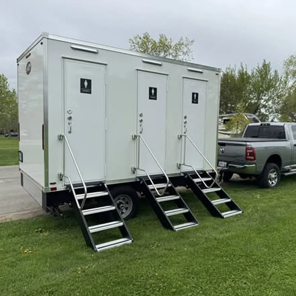 Outdoor 3-Rooms Mobile Toilet Trailer Tempered Mobile Shower Rooms Mobile Toilet Trailer  For Camping Resort Beach Park - view 3