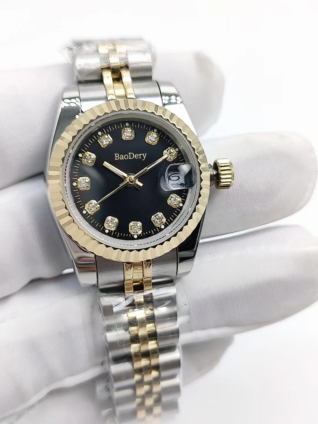 26mmElegant Lady's Diamond Watch with  Case - Featuring Mechanical Movement, Calendar Window, Diamond Bezel, & Long Nail Sca