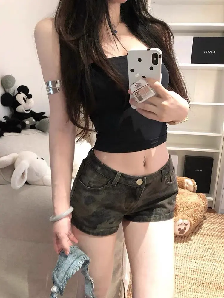 

Retro American Hot Girl Low Waist Camouflage Denim Shorts Women Early Spring Elastic Slim Fit Wrap A-Line Super Short Hot Pants