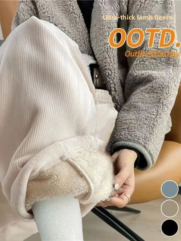 بنطلون نسائي واسع الساق من القطيفة المبطنة بصوف الحملان، سميك وعصري للخريف والشتاء، دافئ ومستقيم القصة