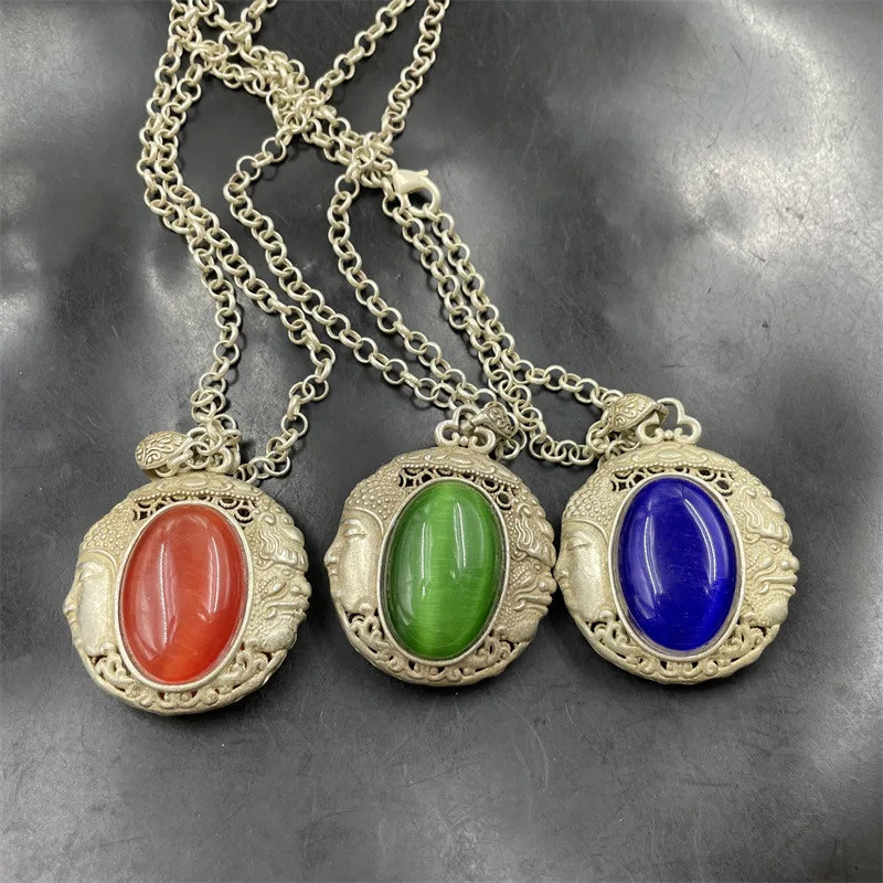 Tibetan-style Retro Silver Inlay Cat's Eye Stone Pendant - A Piece That Can Be Worn At A Glance