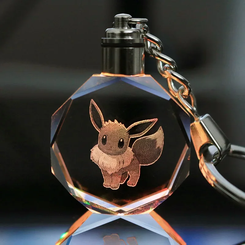Anime Pokemon Bunte Kristall-Lampe Schlüsselanhänger Cartoon Pikachu Actionfiguren Glas-Anhänger Nachtlicht Schlüsselring Kette Spielzeug Geschenke