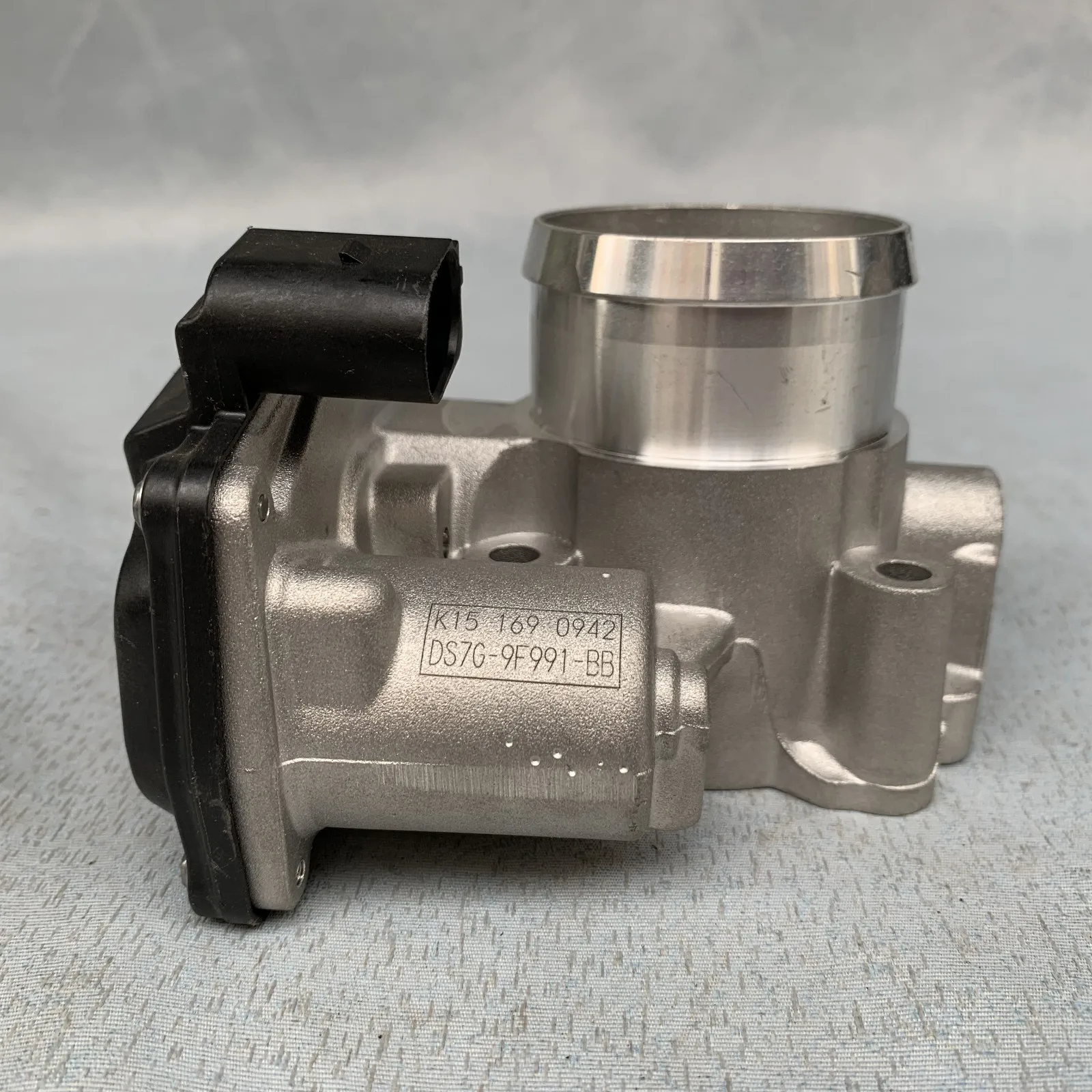 

DS7G-9F991-BB Throttle Body FOR 2014 2015 2016-2019 Ford Fusion Escape 1.5L