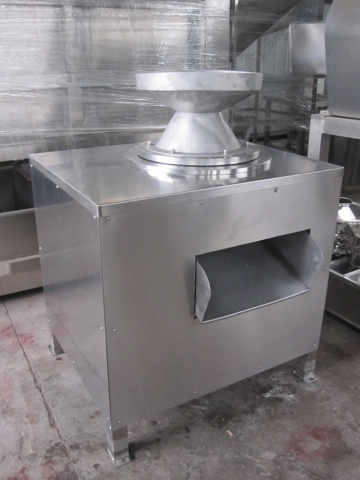 Large-scale Commercial Onion And Shredded Coconut Grinder; Industrial-grade Apple And Fruit Pulper; Sunflower Seed Crusher.