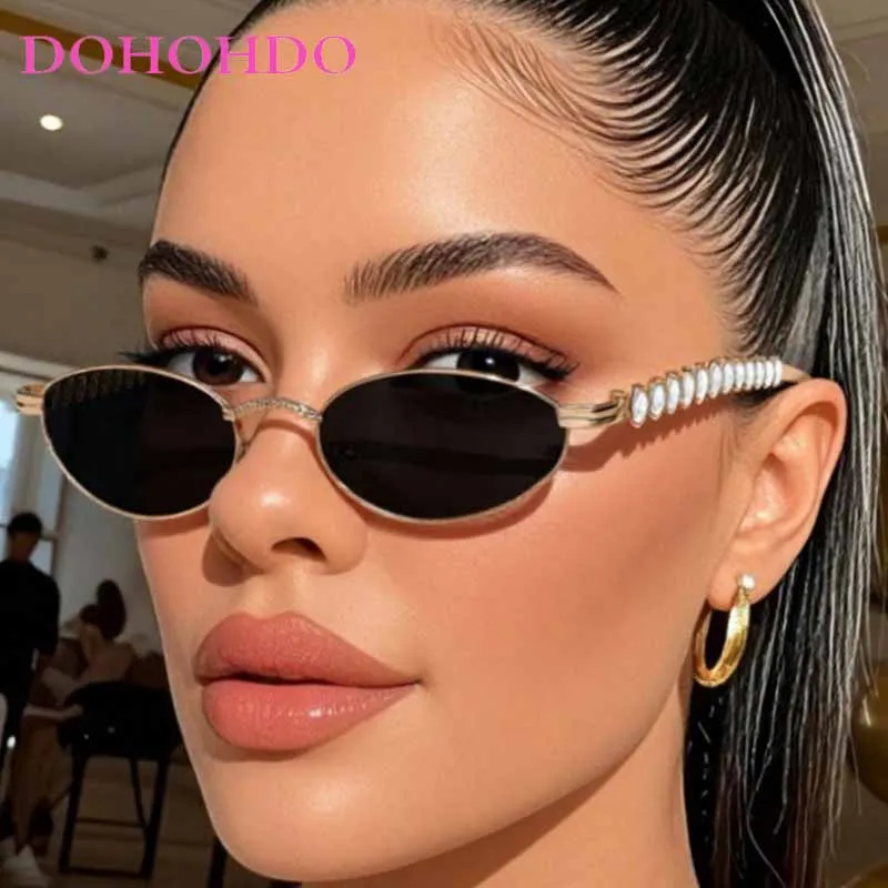 

Luxury Fashion Metal Small Oval Frame Rhinestone Brand Designer Sunglasses Women Men Driving Summer Traveling Eyeglasses UV400