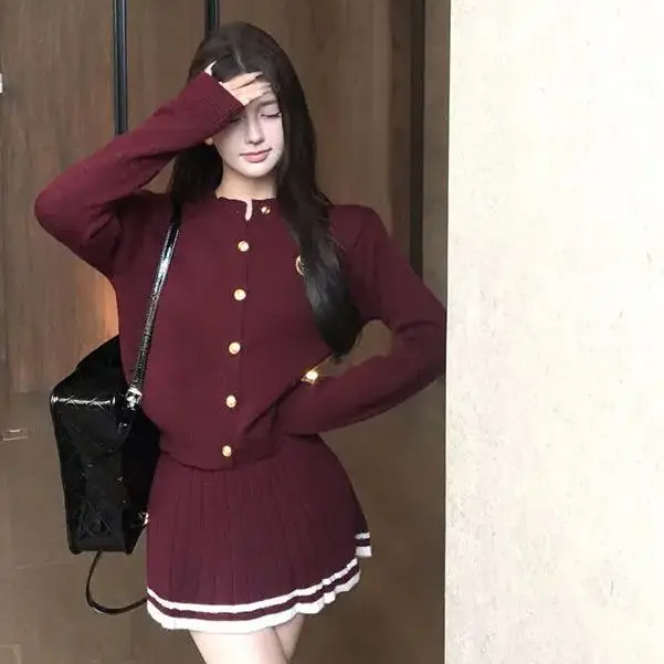 Conjunto de dos piezas cárdigan de punto versátil de manga larga Top ajustado Falda plisada mujer Otoño Invierno nuevo traje de estilo universitario