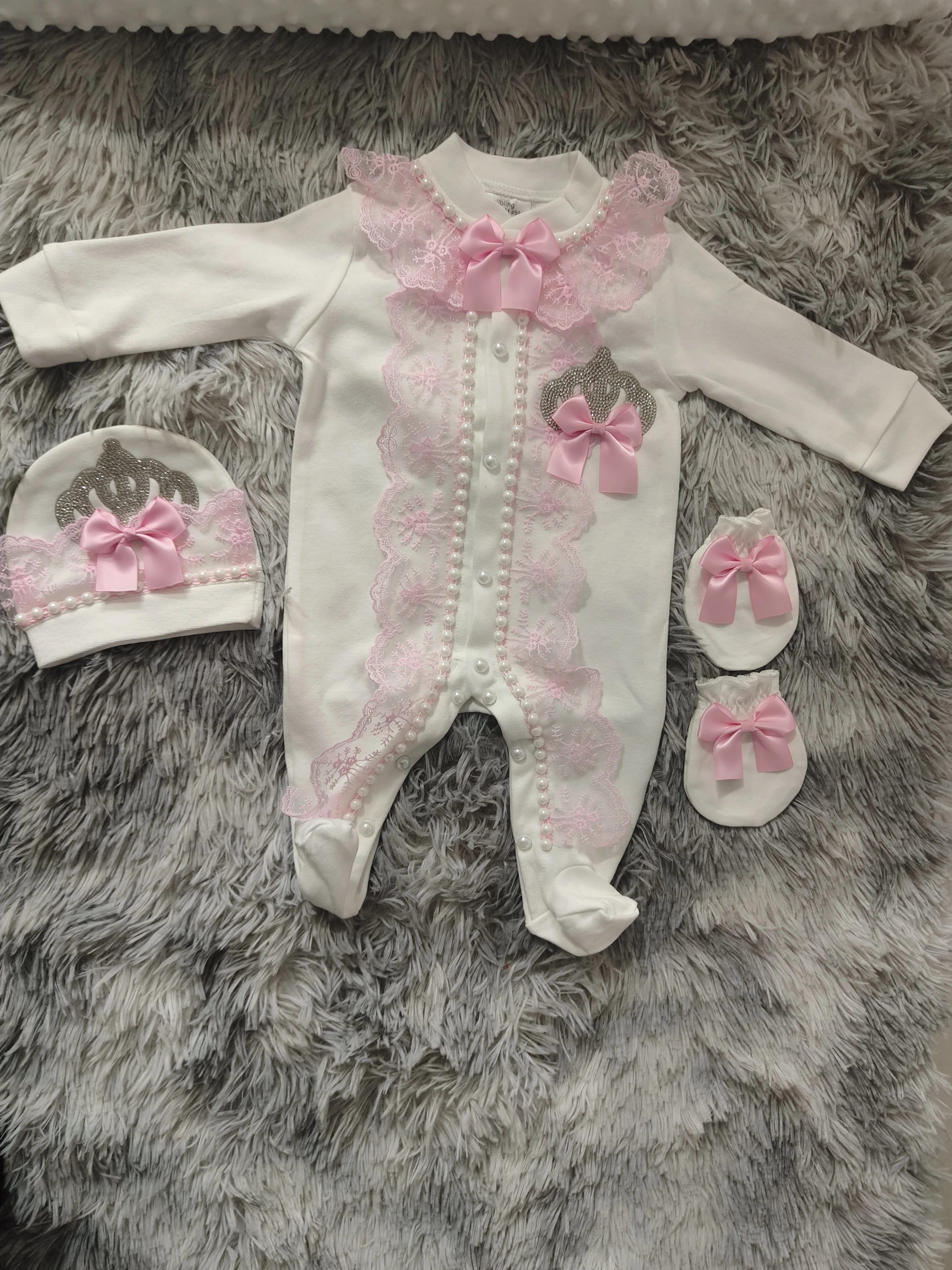 Newborn Baby Girl Coming Home Outfit Pink Lace Bow Footed Jumpsuit Set with Hat Mittens Soft Cozy Must Have