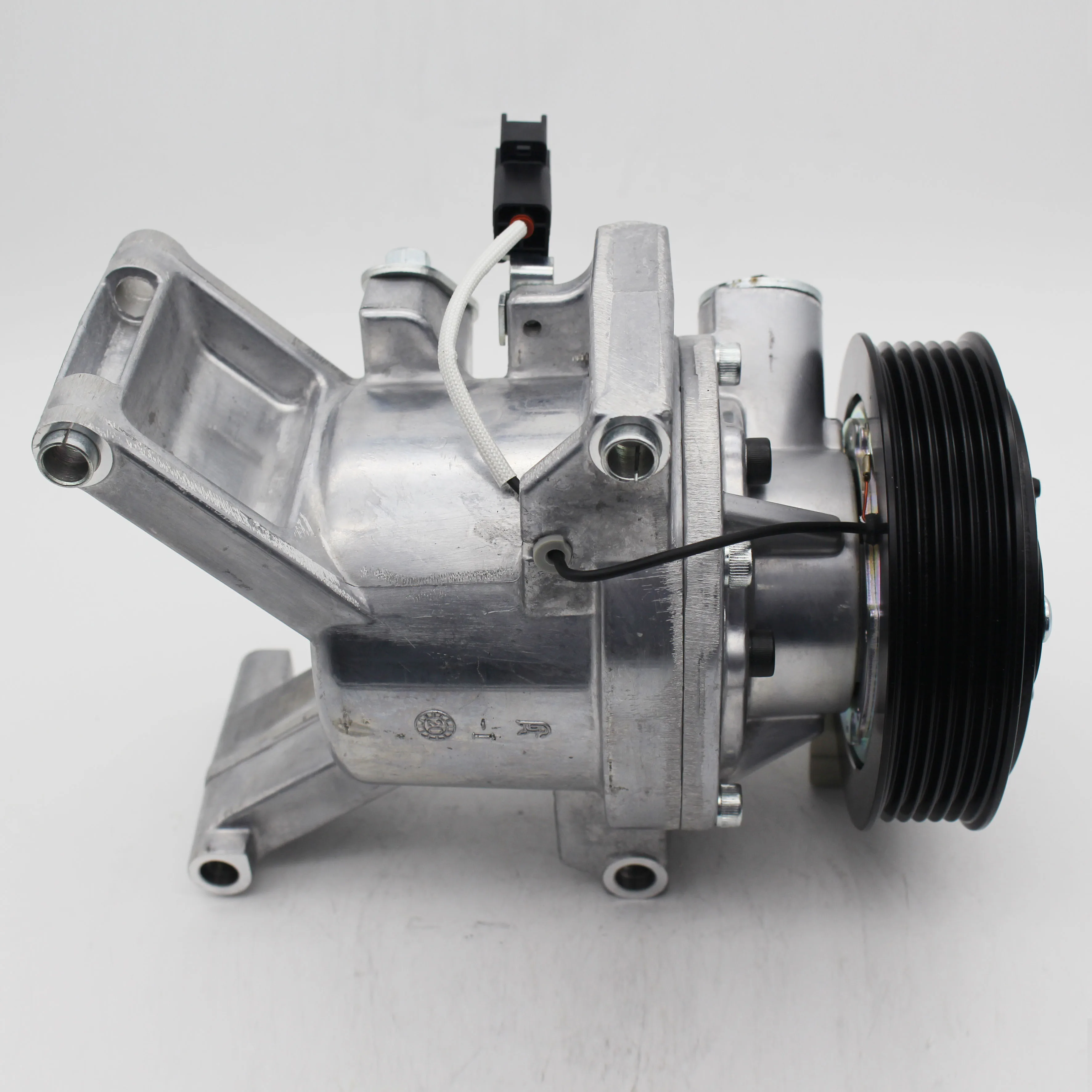 데미오 2011 OEM 신품 D07A-61-450 L4500D07Aa02 Z0021341A 3070029367 L4500D07Aa01 12V 자동차 에어컨 컴프레서
