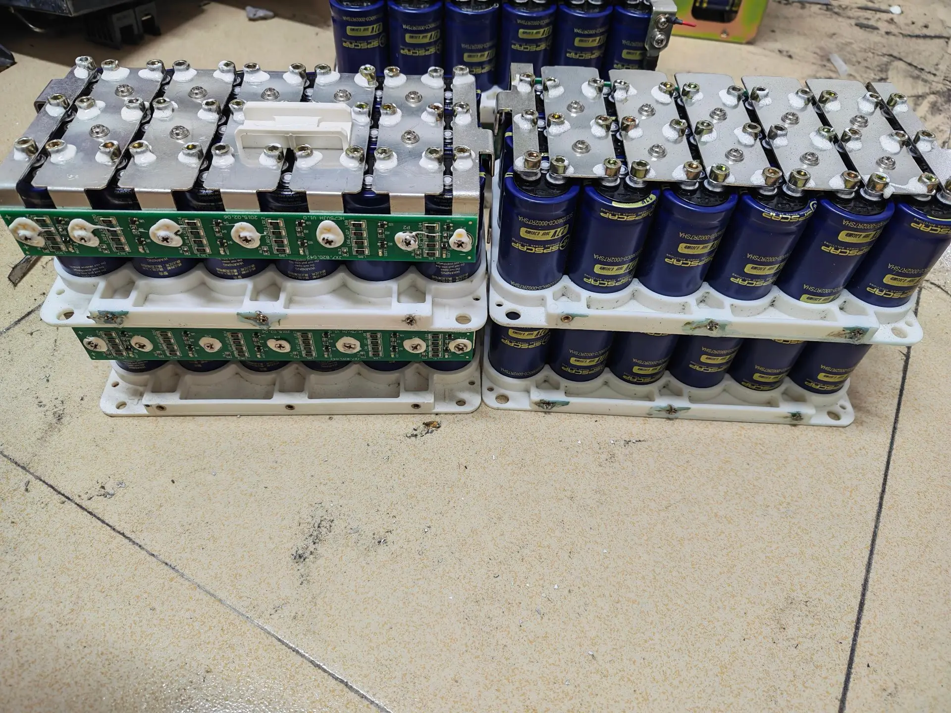 Supercapacitor 16V180F com Placa de Equilíbrio, 18 Supercapacitores de 2.7V 360F, Módulo de Energia Estável de Alta Corrente com Baixa ESR de 5mΩ