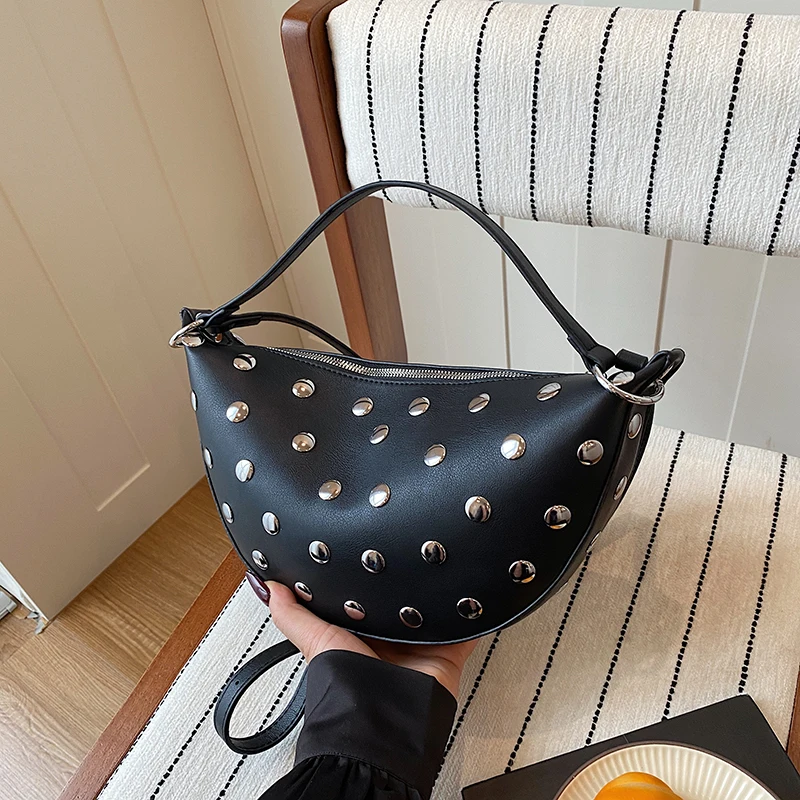 

Fashion Hobo Crossbody Bag Ladies Luxury Party Evening Clutch Bag Designer Rivet Shoulder Bag Soft Leather Handbag Armpit Purse