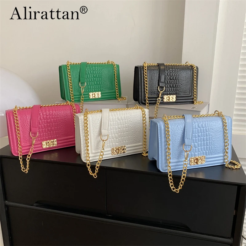 Alirattan 2024 New Crocodile Pattern Popular Lock Buckle Women\'s Bag Winter Chain Single Shoulder Crossbody Bag