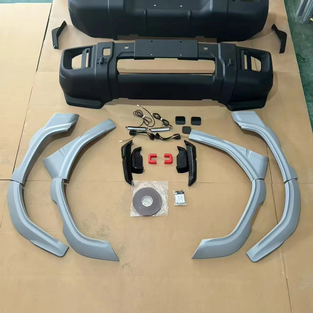 

Car Upgrade Kit, Star Kit, Complete Set, Grille Side Skirt Wheel Arch for Icar 03
