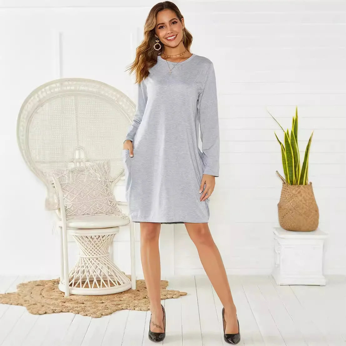 

Amazon Hot Sale Crew Neck Loose Knitted Skirt Side Big Pocket Doll Skirt Long Sleeve Women's Dress