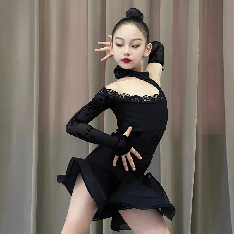 Maßgeschneiderte lateinamerikanische Tanzkostüme nach nationalem Standard für Kinder und Mädchen, modisches sexy schwarzes Spitzen-Overall-Performance-Outfit