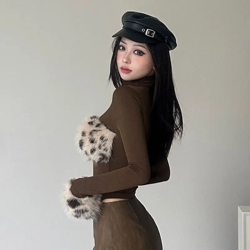 

Kimotimo Leopard Faux Fur Splicing Long Sleeve T-shirt Women Autumn Sexy Slim Fit Turtleneck Base Crop Tops Retro Y2k Streetwear
