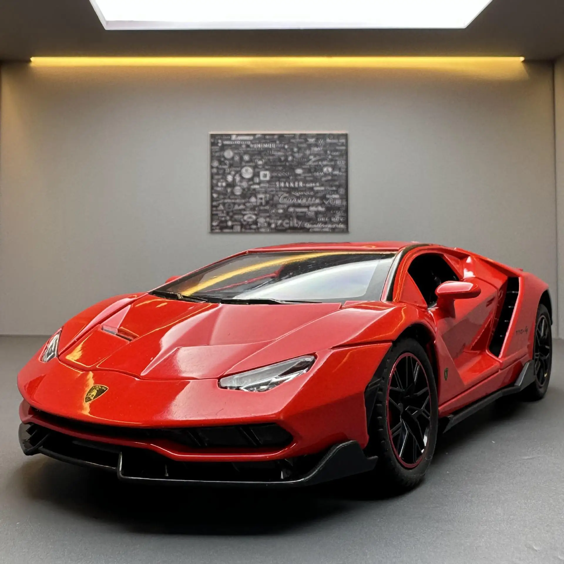 

Масштаб 1:24 Lamborghini LP770-4 Супер модель автомобиля, звуковая световая модель, детские литые игрушки, транспортные средства, подарочная игрушка