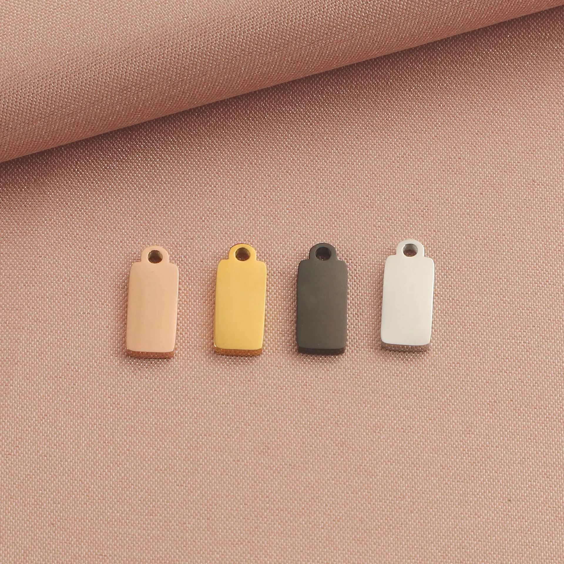 

10Pcs/Lot 12*5mm Mirror Polish Stainless Steel Rectangle Charms Tail Card For DIY Making Necklaces Bracelets