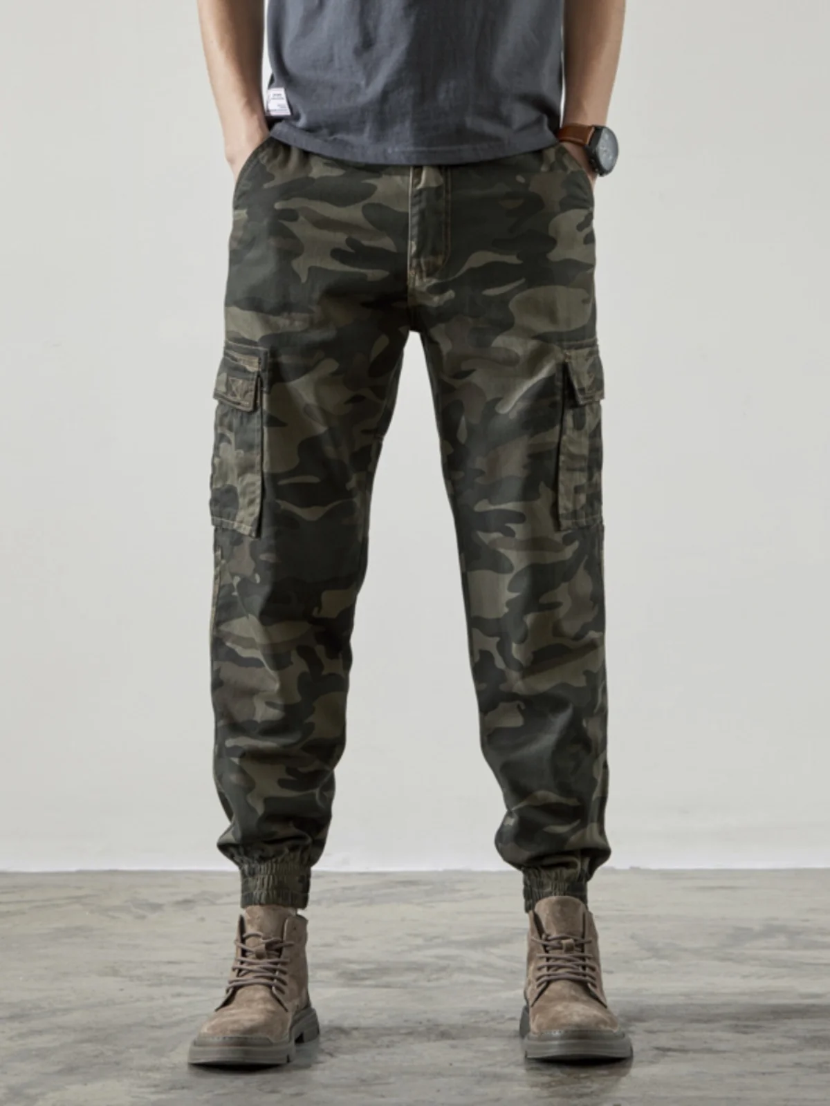 

Spring Autumn Camouflage Multi-Pocket Work Pants Men Loose Fit Cuffed Casual Versatile Sports Long Trousers Trendy Brand