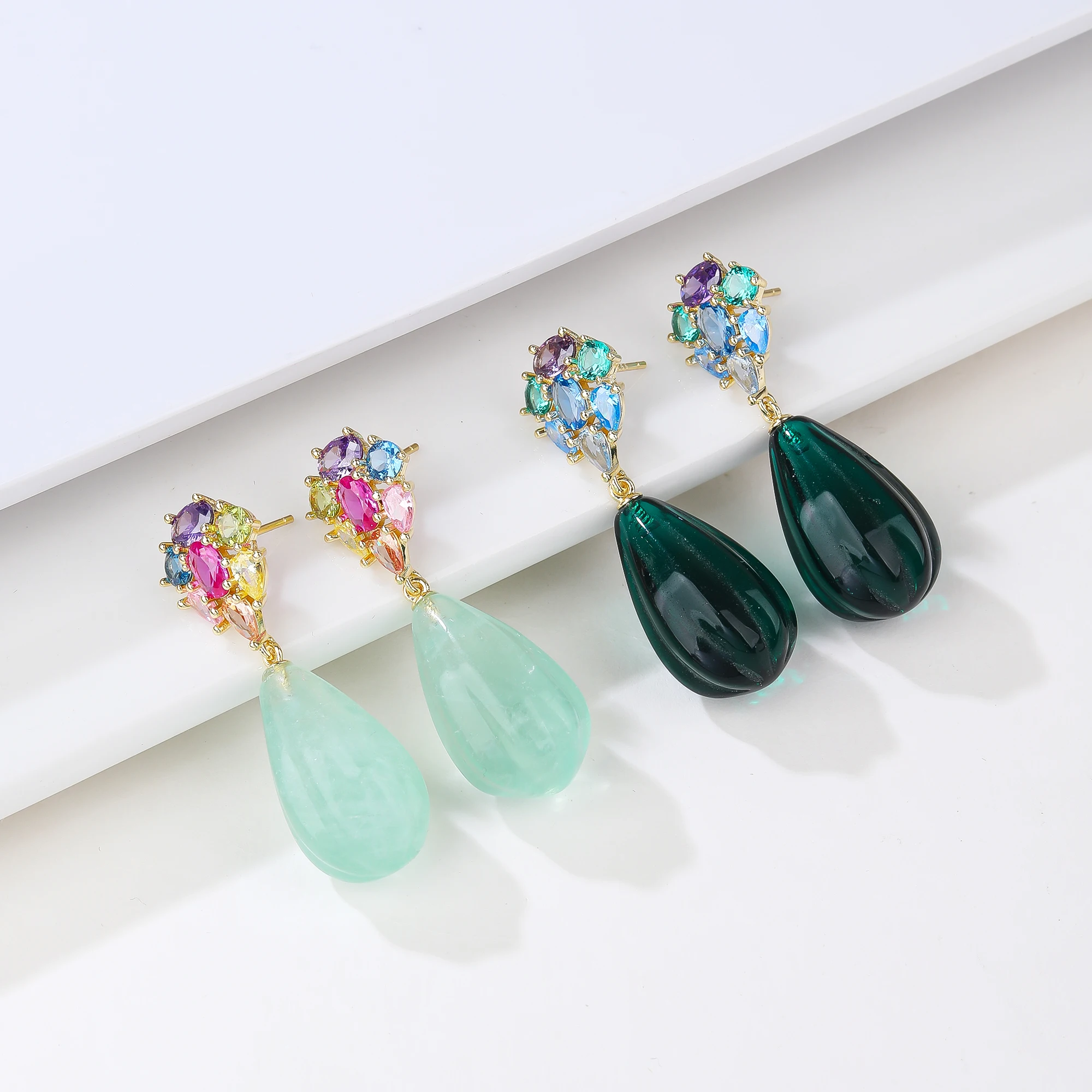 

Luxury Fashion Dangle Earrings With Natural Green Fluorite Pendant for Women's Daily Wear