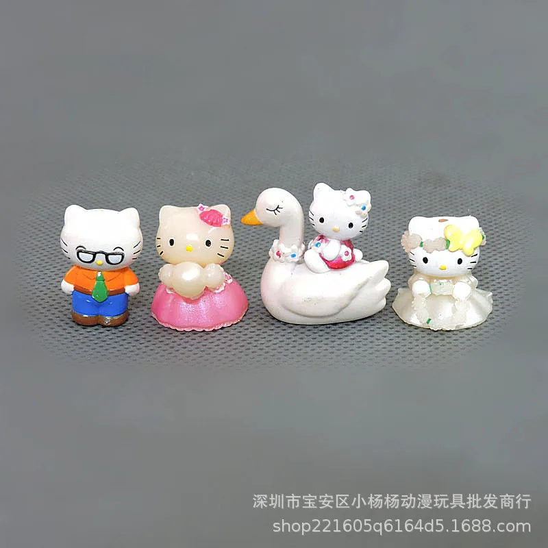 Anime Sanrio pequeño Kt Cat Mini versión Micro paisaje muñeca adornos dibujos animados Kawaii Hello Kitty figura modelo juguete decoración regalos