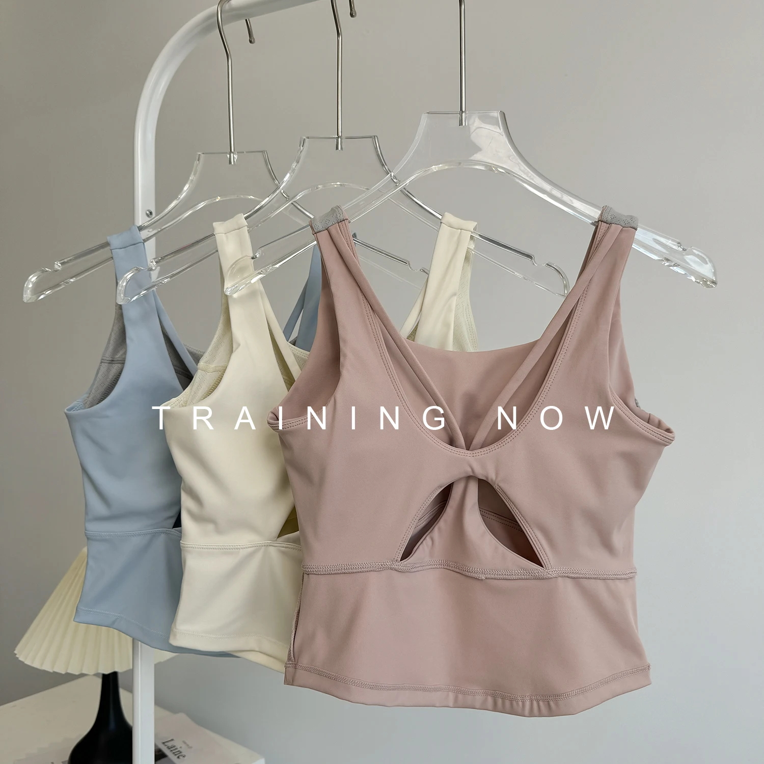 

Универсальный спортивный бюстгальтер для женщин летом, противоударный, с эффектом пуш-ап, красивое нижнее белье, высококачественное тренировочное, быстросохнущее, спортивное