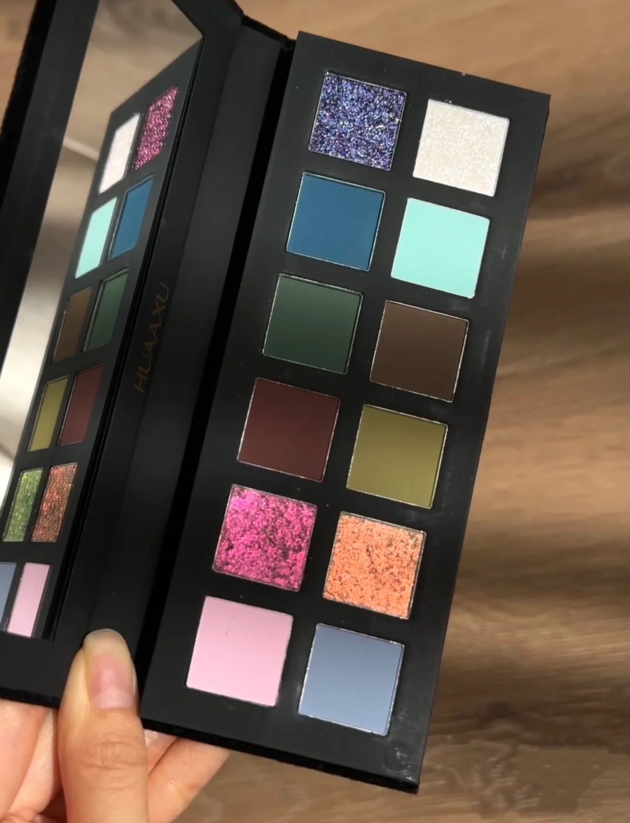 HUAAXU 12-kolorowa paleta cieni do powiek Pearl Shimmer Matte Chameleon Eye Shadow Palette Golden Brown Blue Eye Makeup