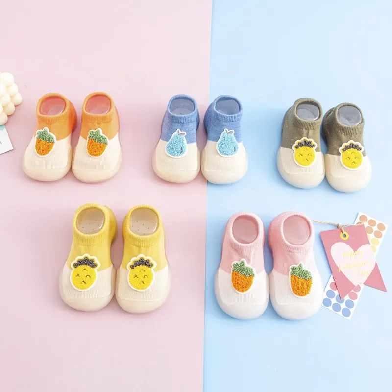 

Новые детские носки с героями мультфильмов, детская домашняя кукольная обувь для малышей, дышащая мягкая подошва