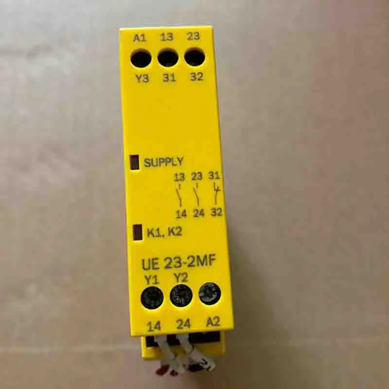 

UE23-2MF2D3 UE232MF2D3 Safety Relay