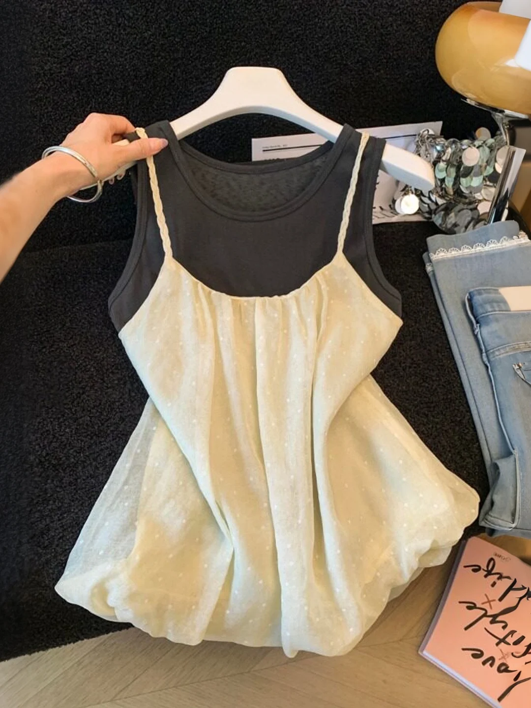 

Summer 2026 New Style Women's Polka Dot Knitted Wrap Vest Top Breathable Short Sleeveless Two-Piece Set Commute Loose Fit Pol...