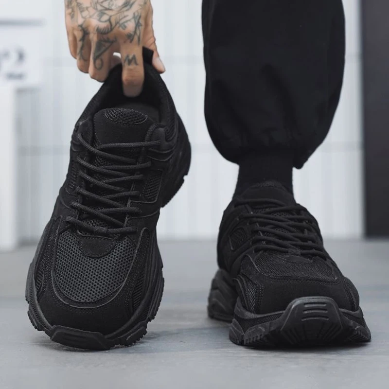 Oulylan في الهواء الطلق عدم الانزلاق أحذية رياضية عادية تنفس شبكة حذاء رياضة الرجال لون نقي Runshoes خفيفة الوزن سميكة وحيد أحذية العمل